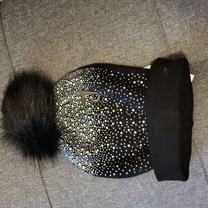 Adrienne Landau knit cap NWT